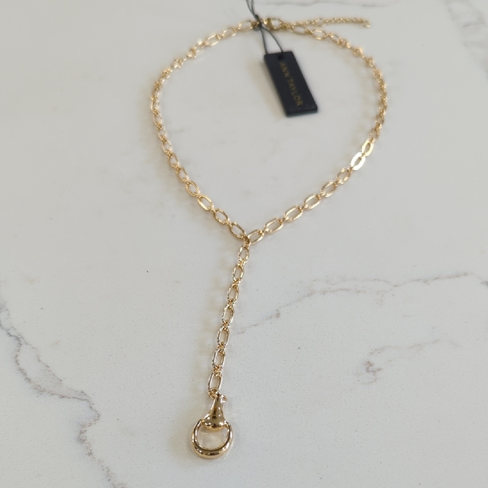 Ann Taylor Gold Link Lariat Necklace with Ring Drop - Picture 6 of 8